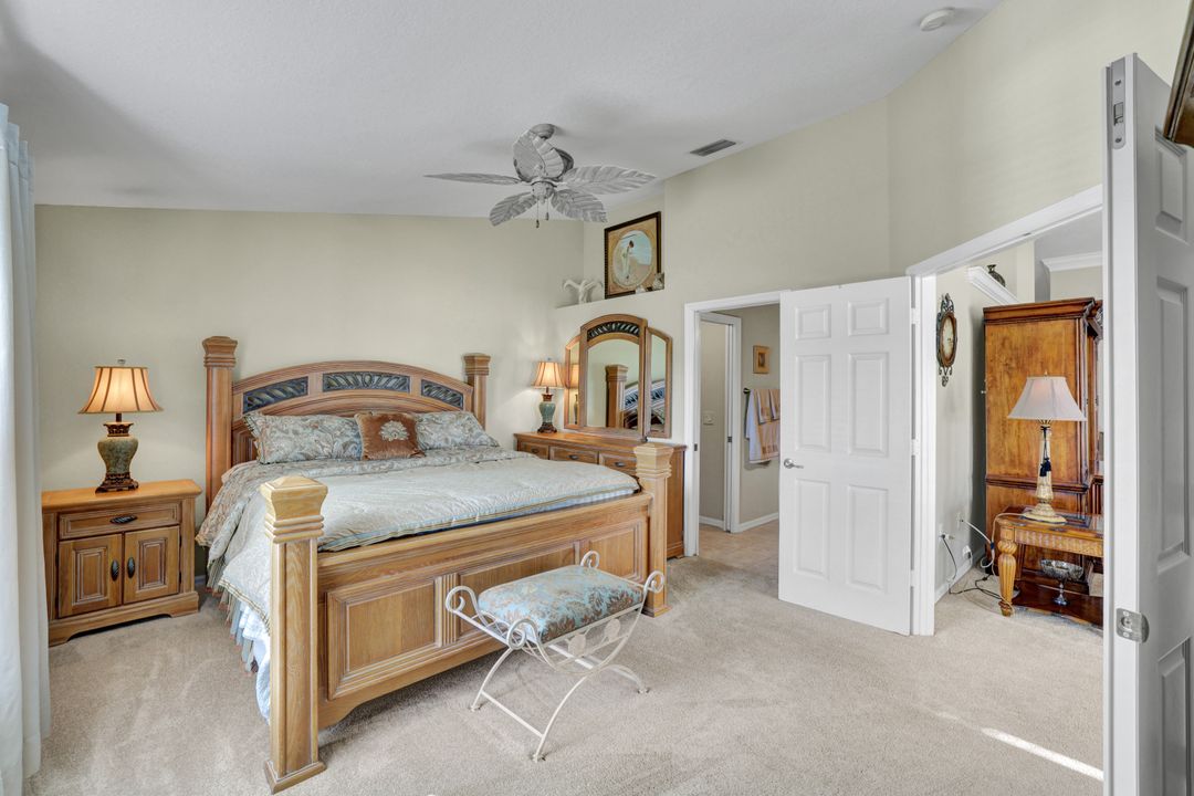 5250 Birmingham Dr #201, Naples, FL 34110