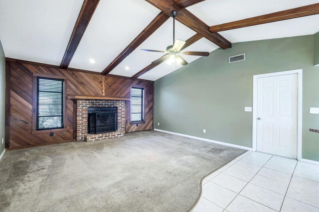 1925 SE 9th Terrace, Cape Coral, FL 33990