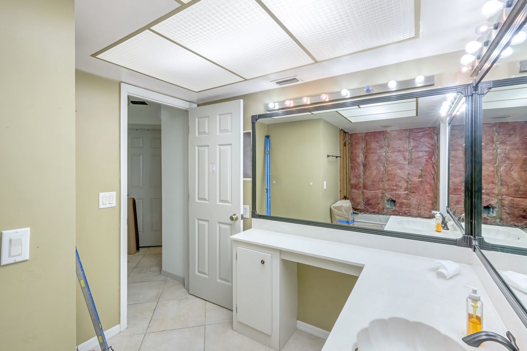 17451 Oak Creek Rd, Alva, FL 33920