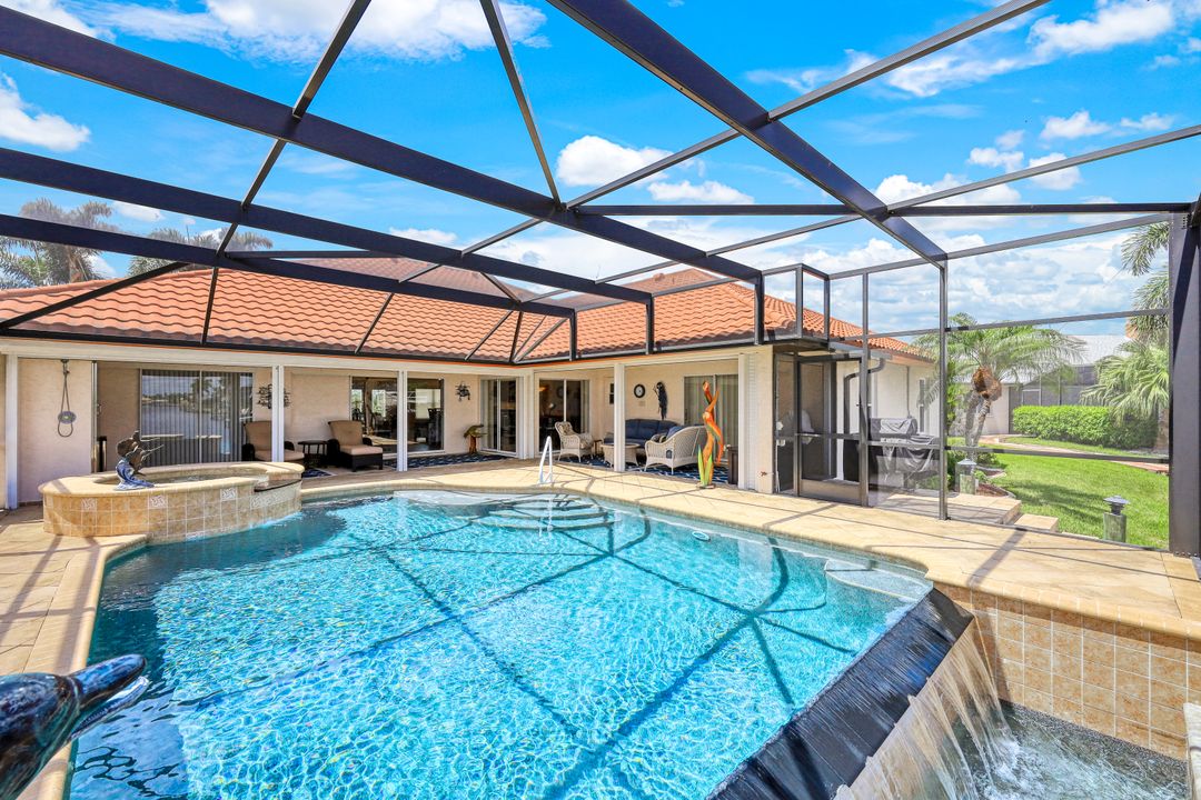 5327 Skyline Blvd, Cape Coral, FL 33914