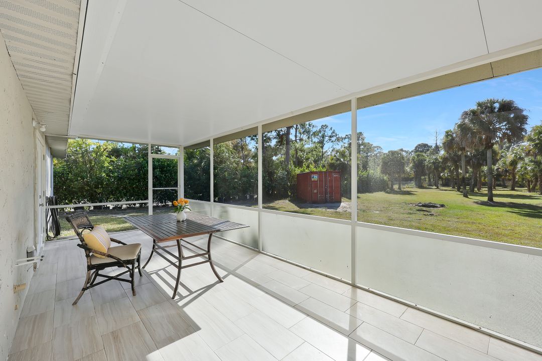 3870 White Blvd, Naples, FL 34117