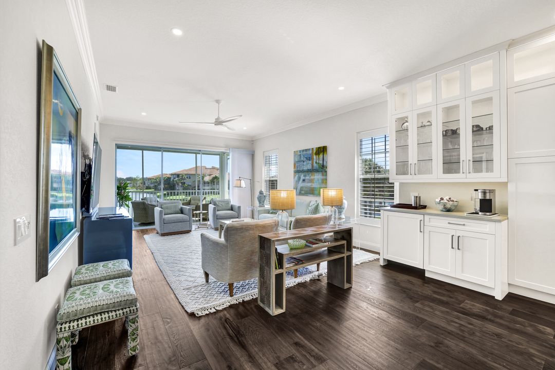 1876 Seville Blvd #1522, Naples, FL 34109