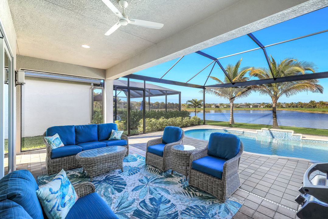 11966 Gardenia Ave, Naples, FL 34120