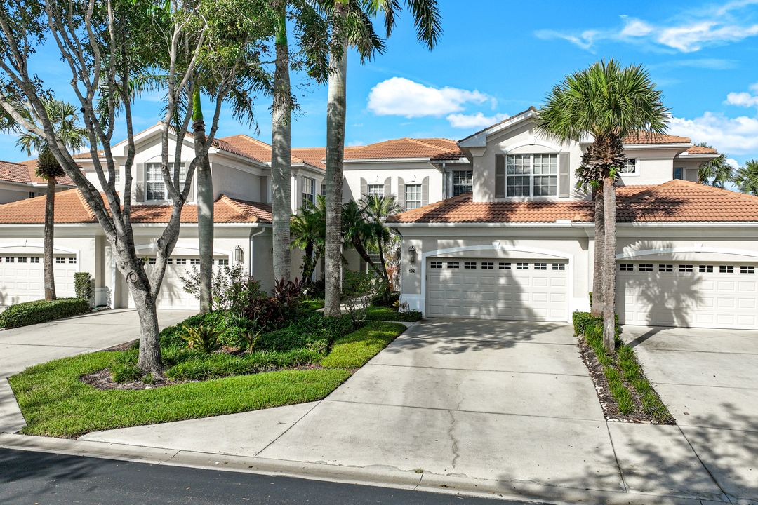 4805 Shinnecock Hills Ct #102, Naples, FL 34112