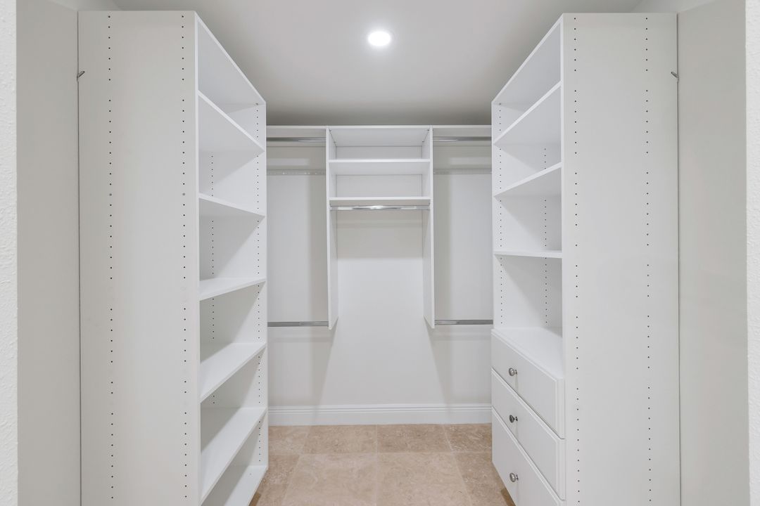 538 Estero Blvd #304, Fort Myers Beach, FL 33931
