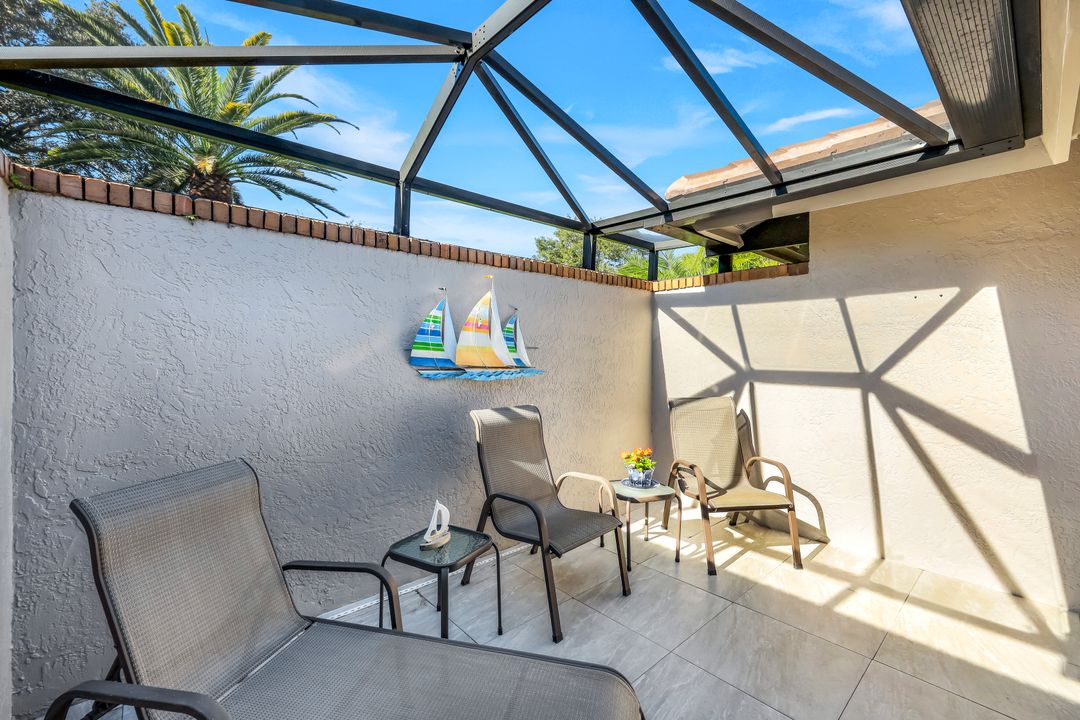 11510 Tanager Ct, Naples, FL 34119