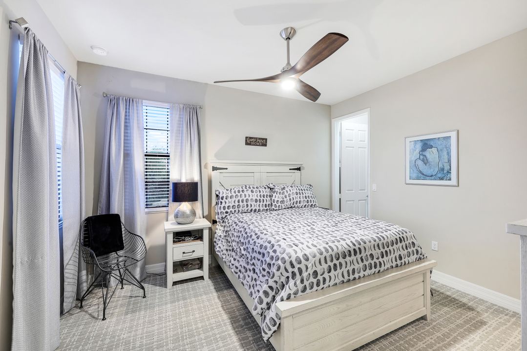 4679 Azalea Dr, Naples, FL 34119