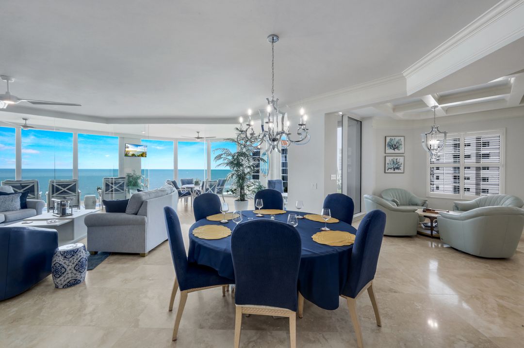 81 Seagate Dr, Naples, FL 34103