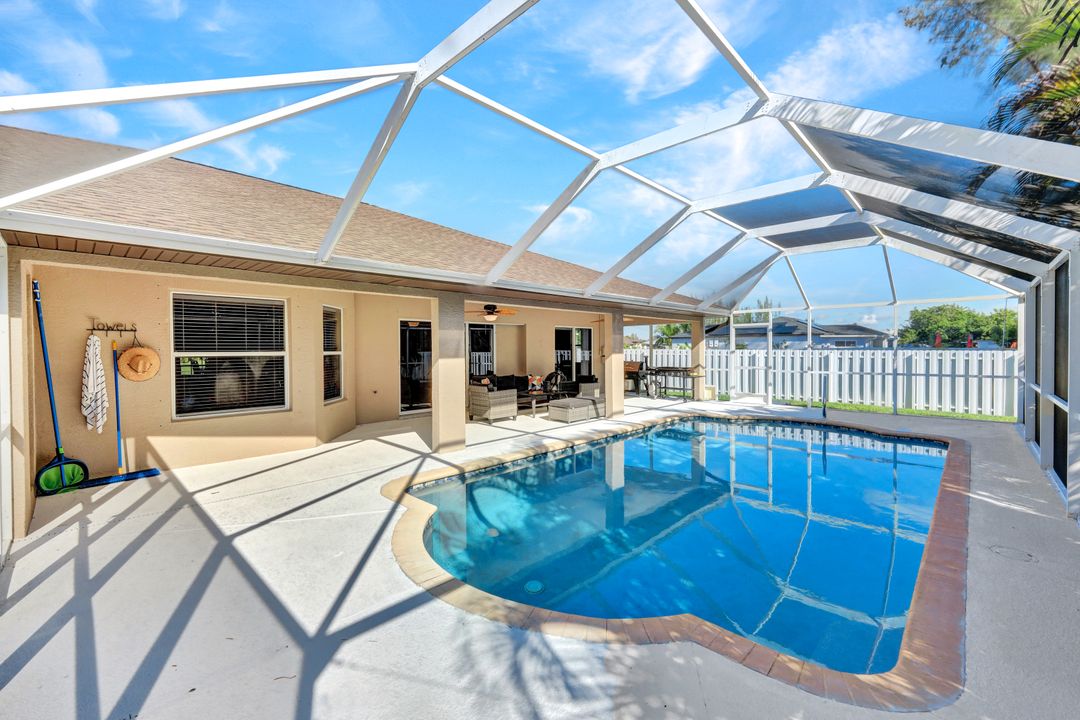 1121 NW 27th Ave, Cape Coral, FL 33993