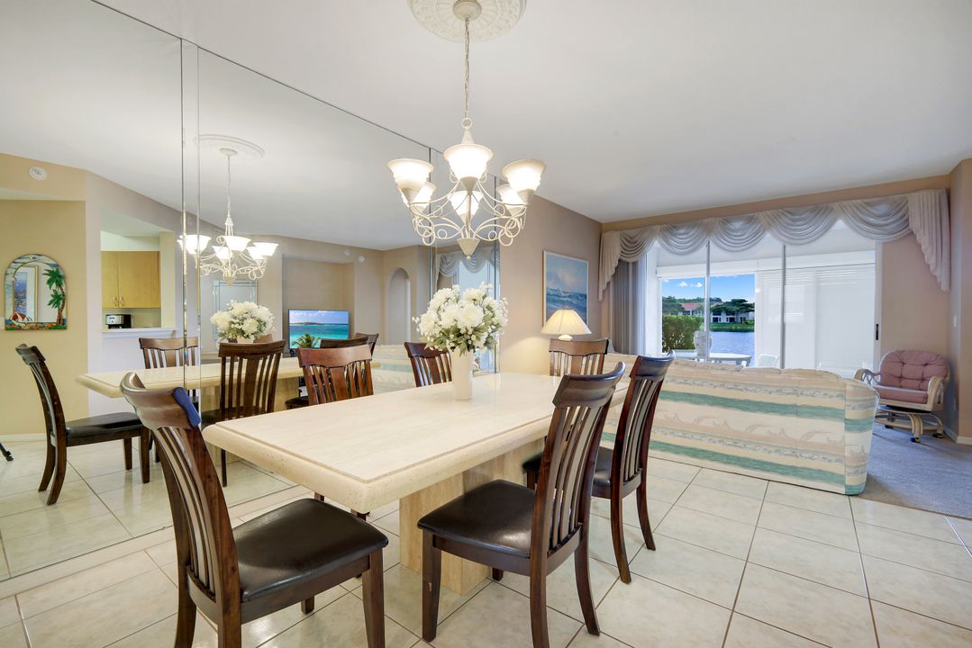 6384 Huntington Lakes Cir #103, Naples, FL 34119