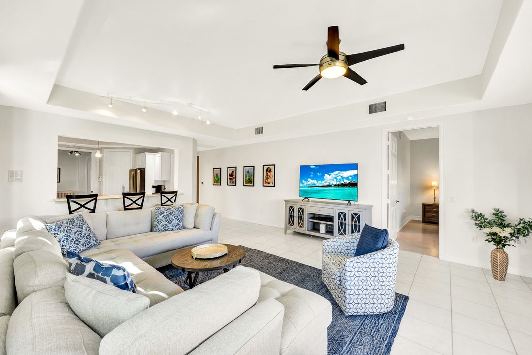 5994 Trophy Dr #1202, Naples, FL 34110