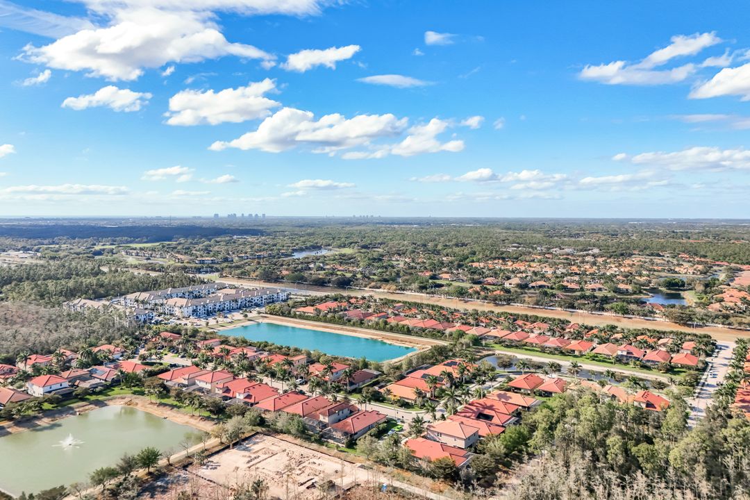 16357 Aberdeen Wy, Naples, FL 34110