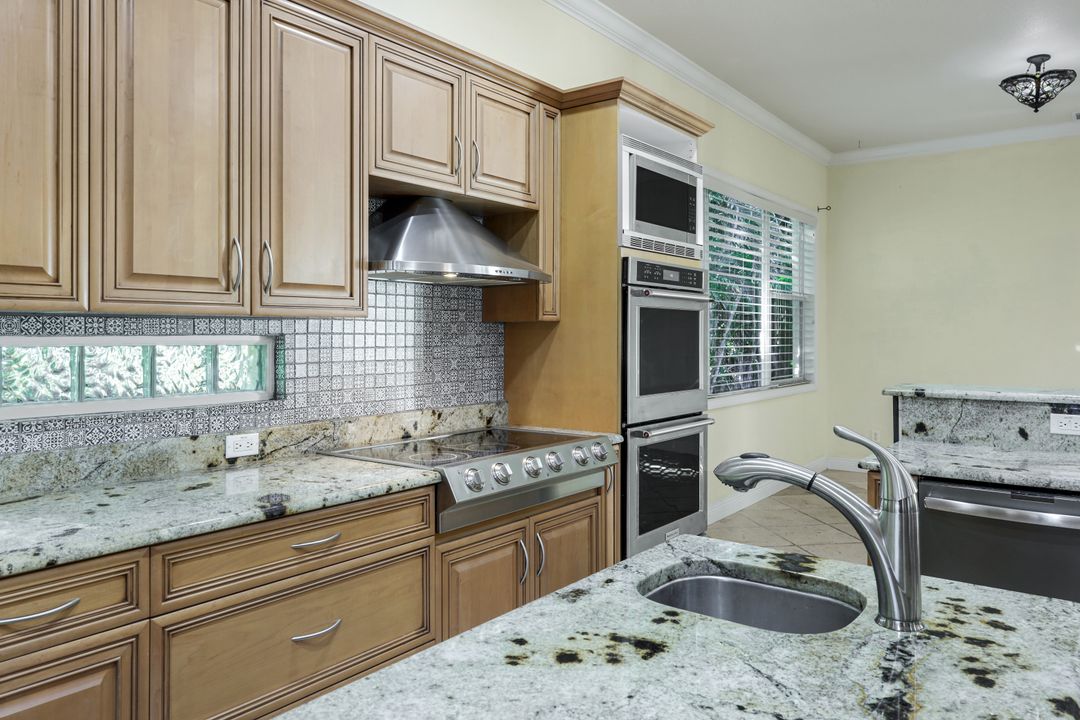 13760 Willow Bridge Dr, North Fort Myers, FL 33903