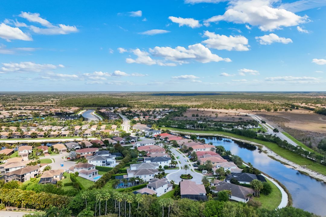 4056 Nova Ln, Naples, FL 34119