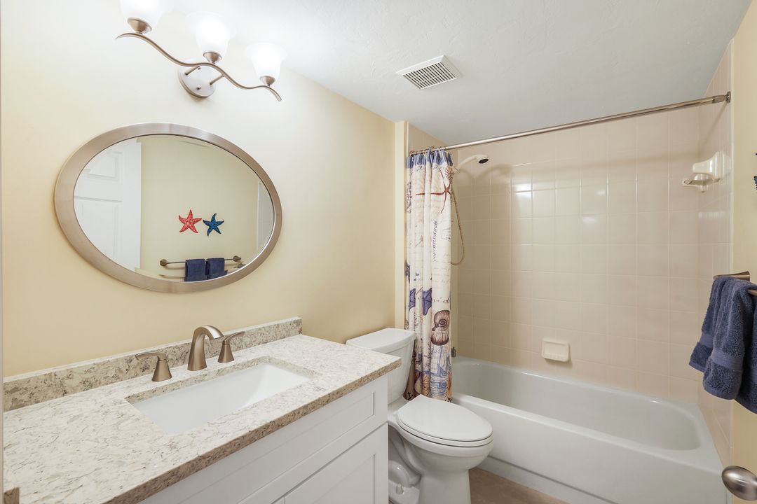 270 Naples Cove Dr #3205, Naples, FL 34110