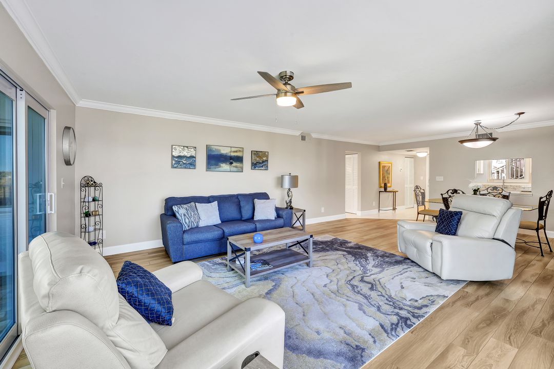 711 W Elkcam Cir #307, Marco Island, FL 34145