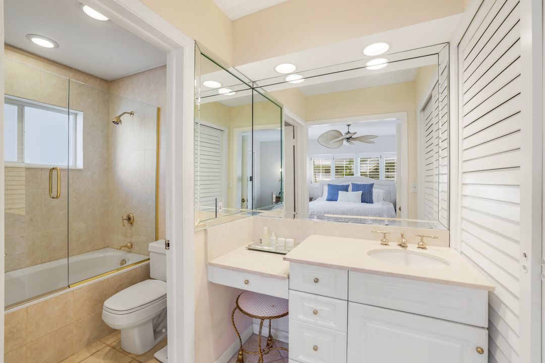 1851 Gulf Shore Blvd N #15, Naples, FL 34102