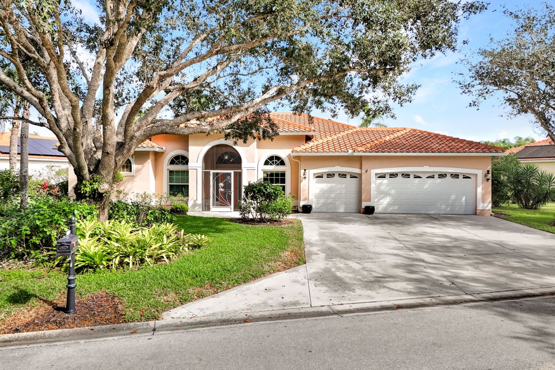 9411 Cedar Creek Dr, Bonita Springs, FL 34135