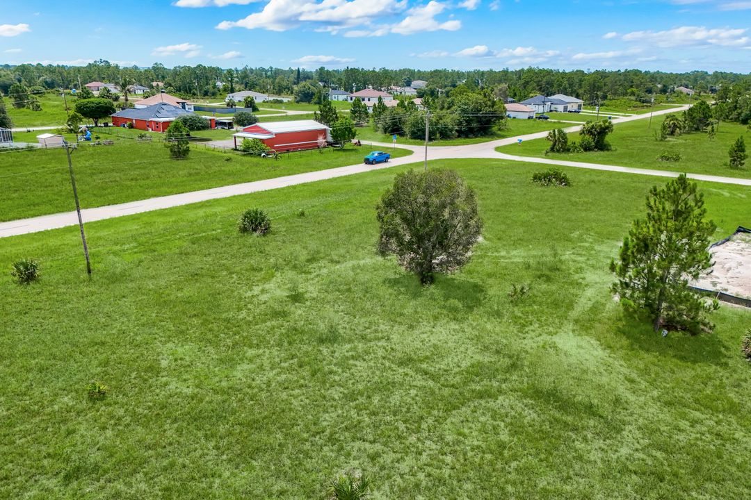 922 Columbus Blvd, Lehigh Acres, FL 33974