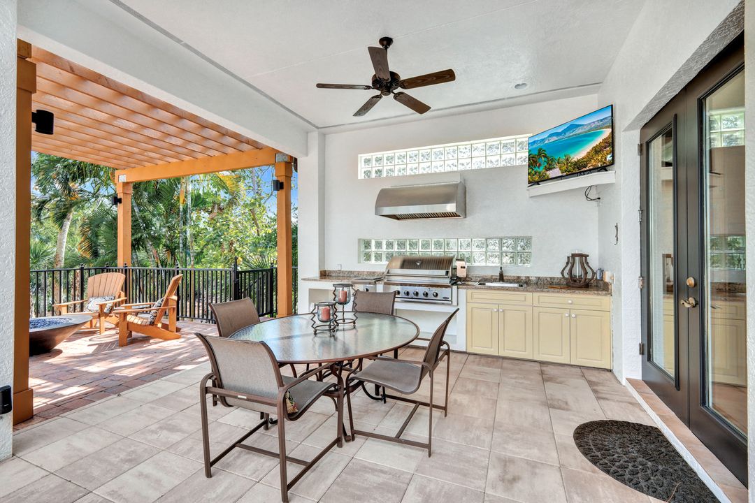 27820 Riverwalk Way, Bonita Springs, FL 34134