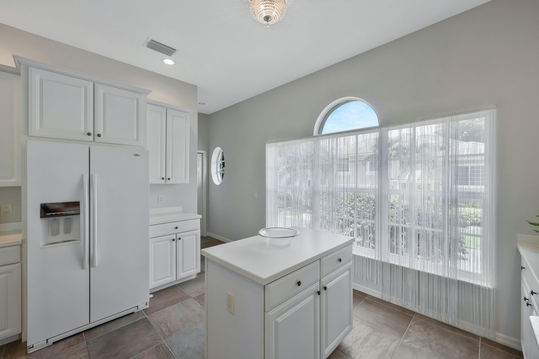 9168 Brendan Preserve Ct, Bonita Springs, FL 34135