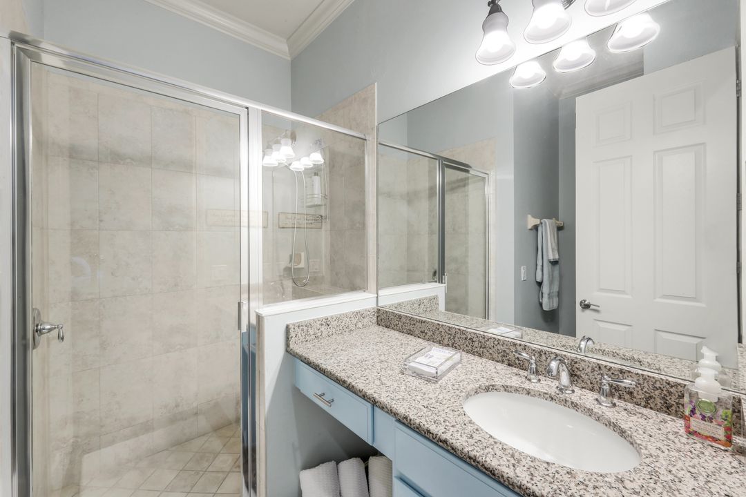 8839 Nautical Landing Cir #201, Naples, FL 34120