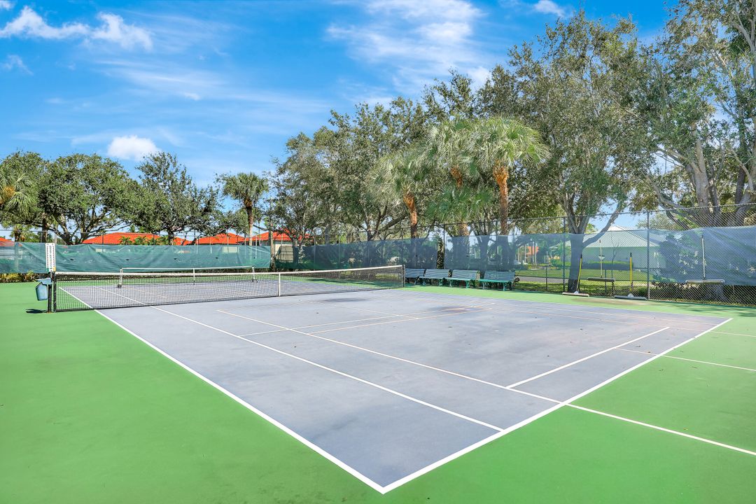 160 Waterside Cir #202, Marco Island, FL 34145