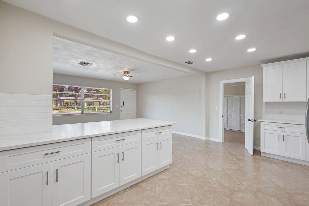 1411 Argyle Dr, Fort Myers, FL 33919