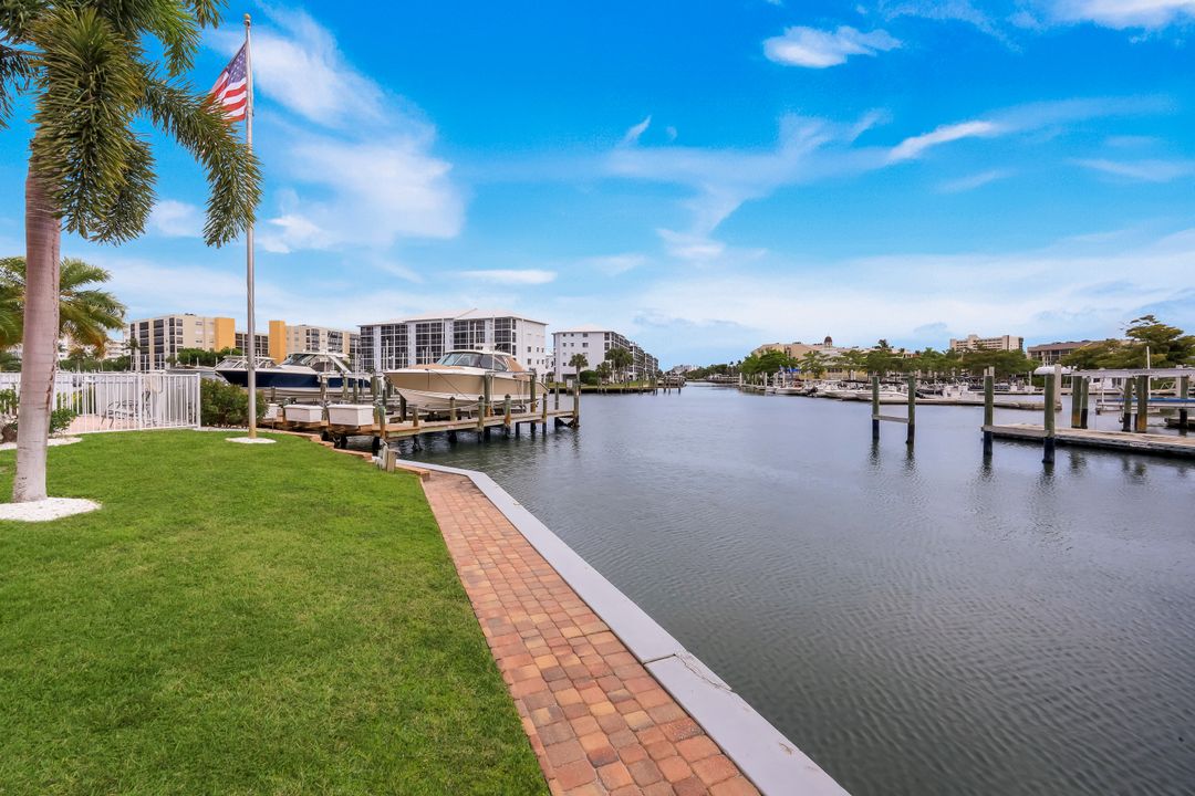170 Lenell Rd #701, Fort Myers Beach, FL 33931