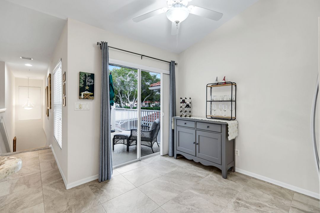 5070 Cedar Springs Dr #204, Naples, FL 34110