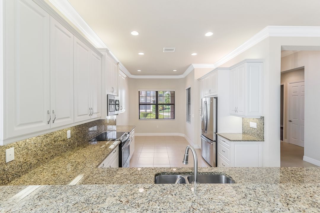 13644 Mandarin Cir, Naples, FL 34109