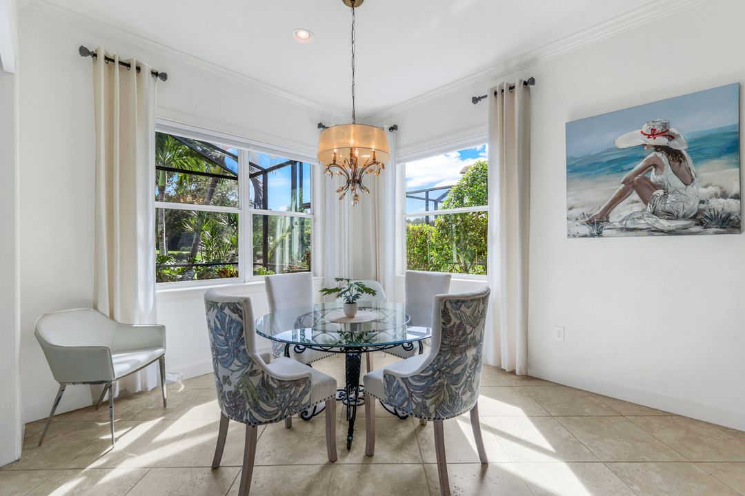 9090 Limestone Ln, Naples, FL 34120