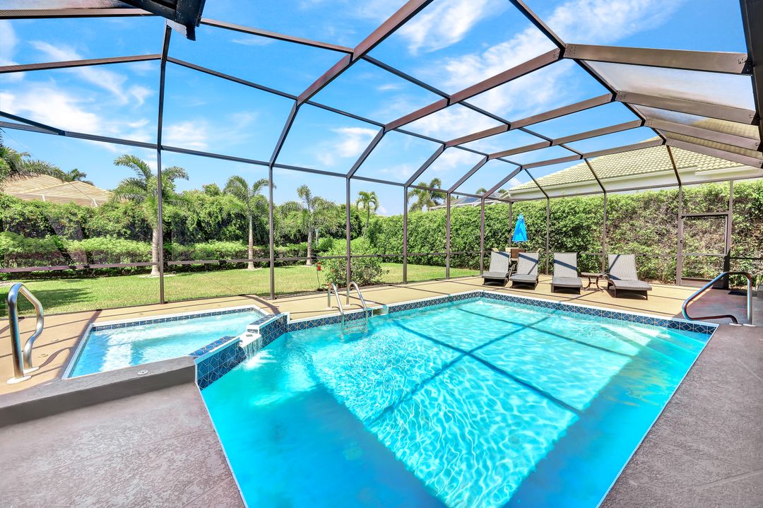 568 Elk Cir, Marco Island, FL 34145