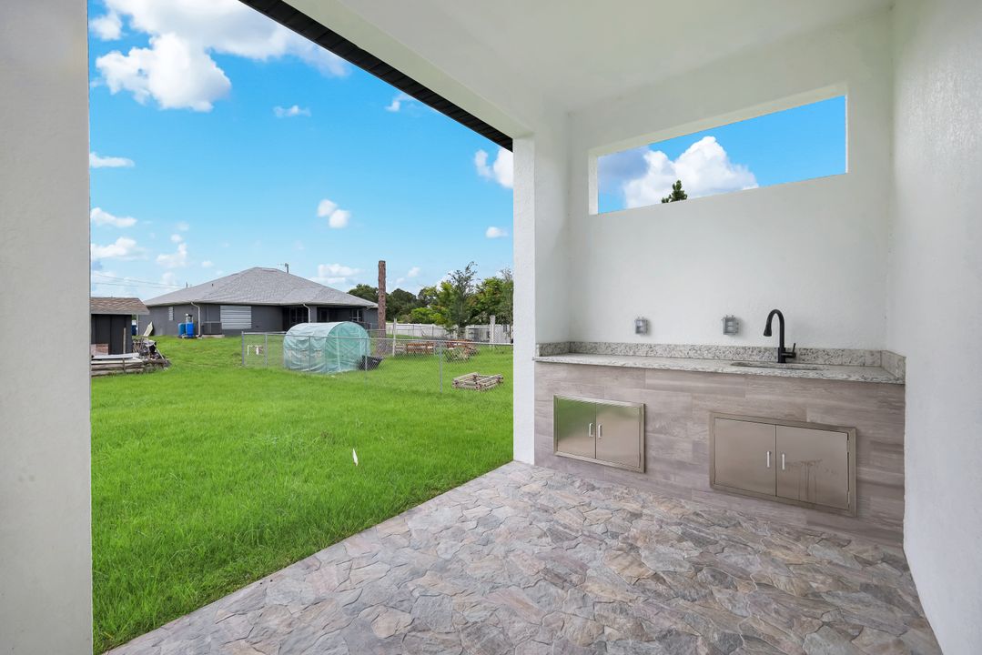 3005 Ida Ave S, Lehigh Acres, FL 33976