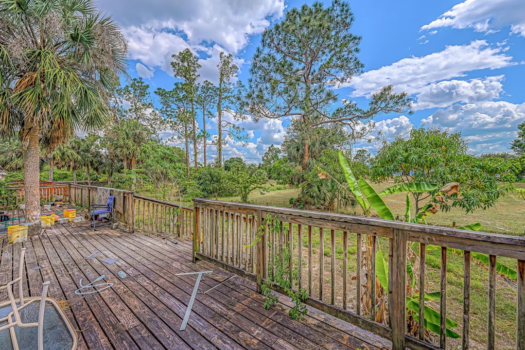 3007 14th St W, Lehigh Acres, FL 33971