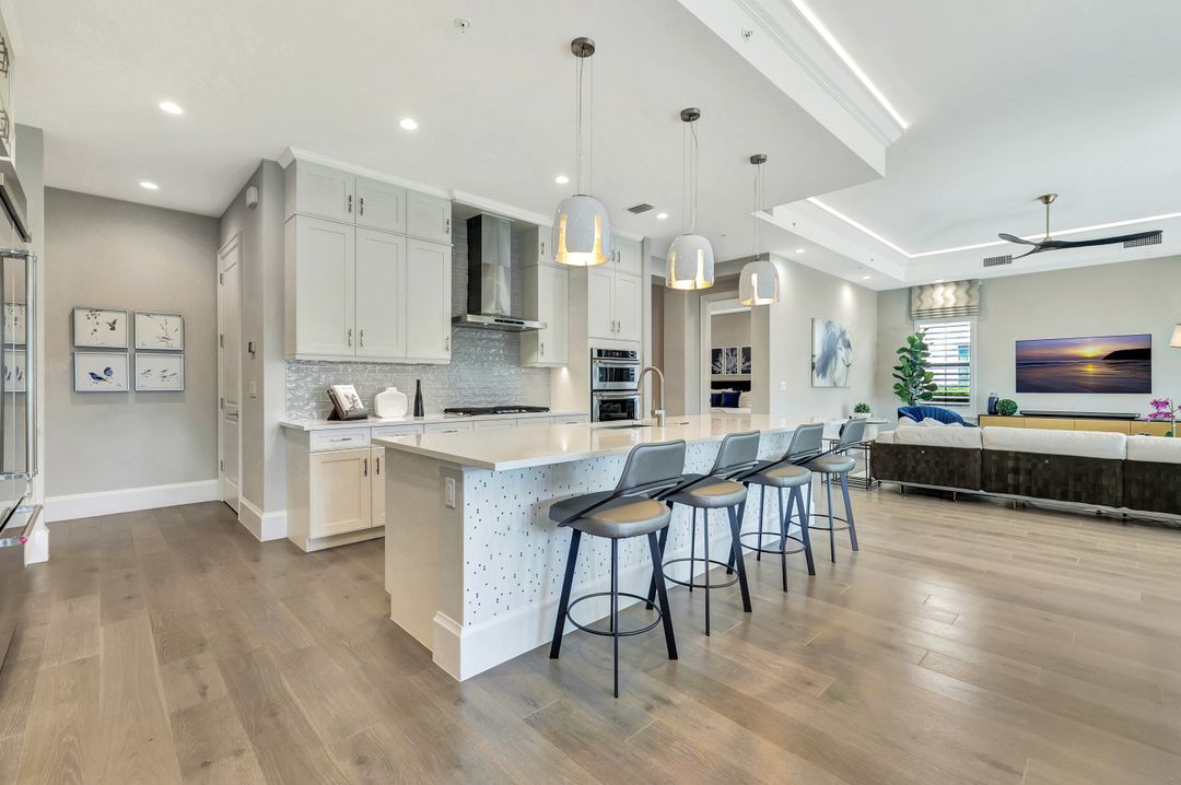 16340 Corsica Way #101, Naples, FL 34110