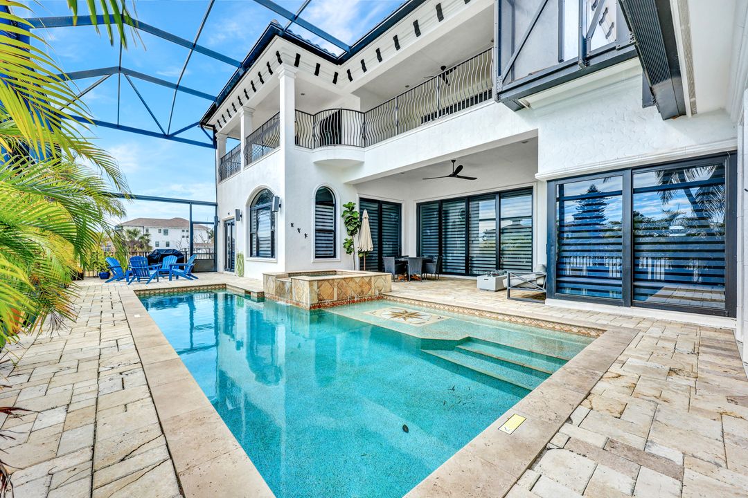 494 Seagull Ave, Naples, FL 34108