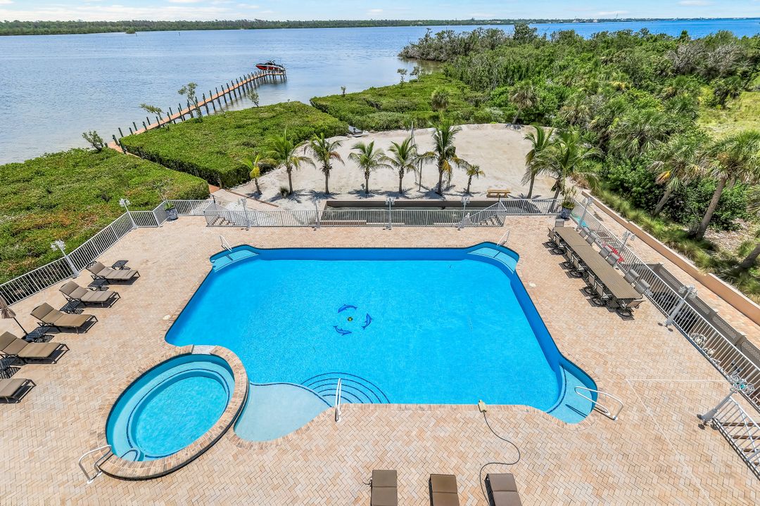 7159 Manasota Key Rd, Englewood, FL 34223
