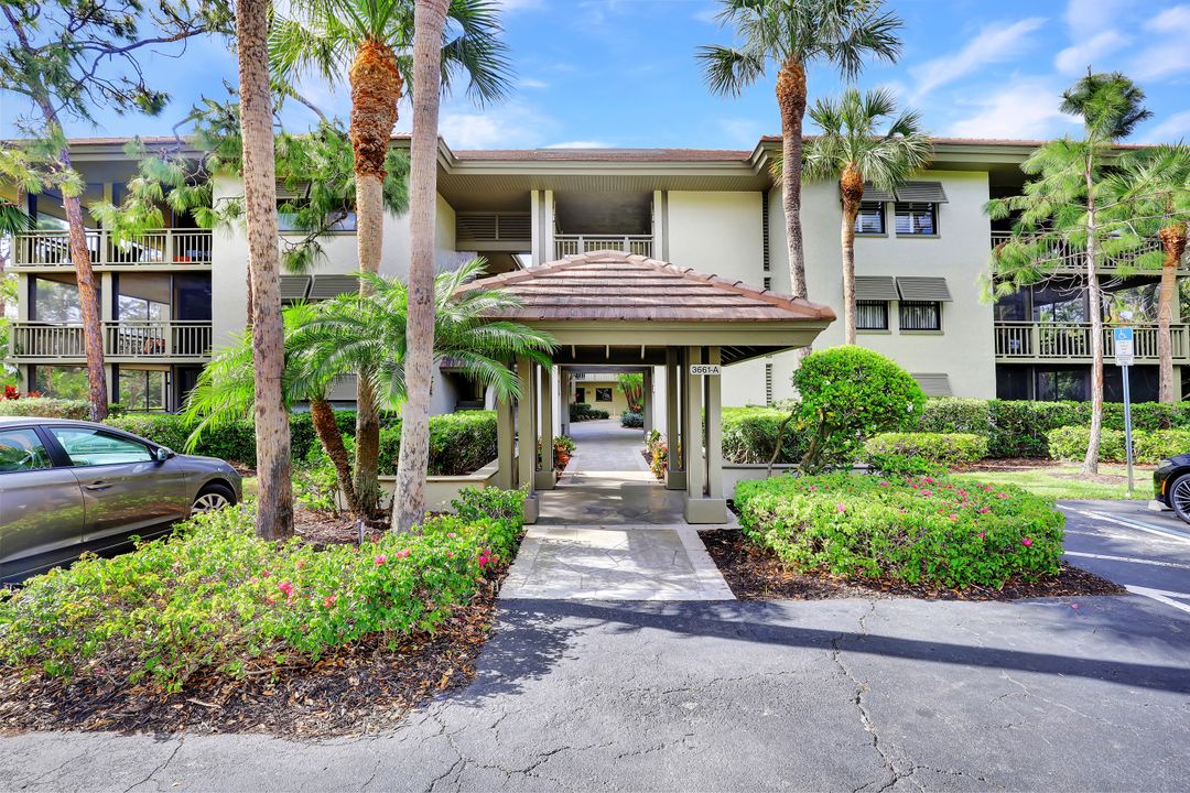 3661 Wild Pines Dr, Bonita Springs, FL 34134