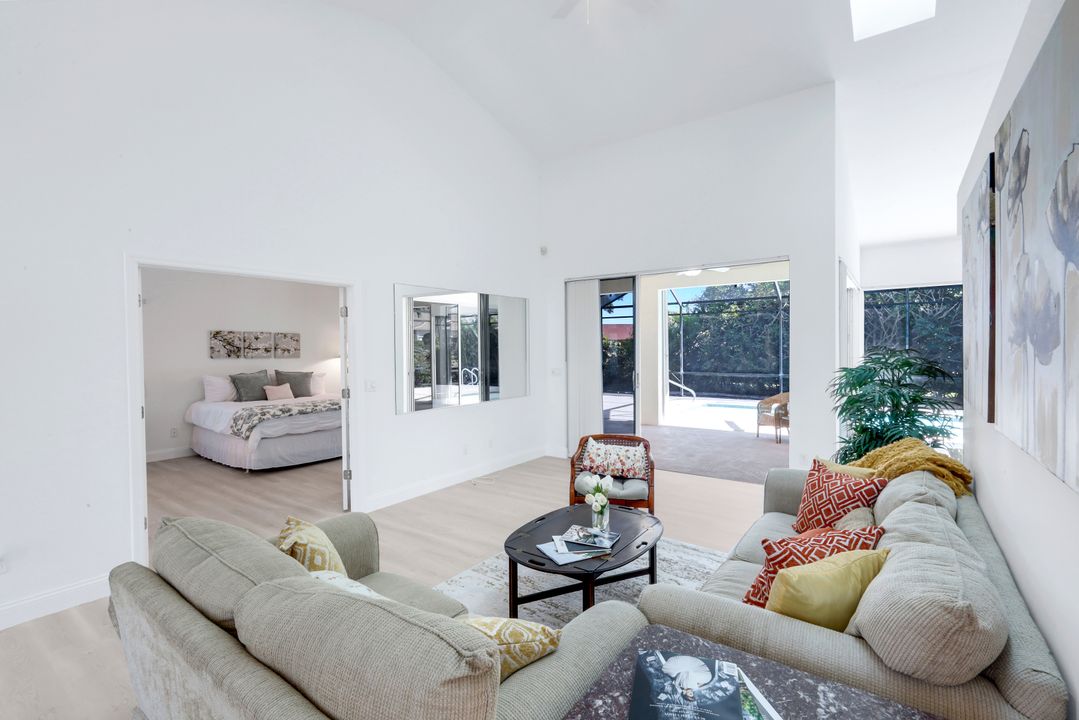 28501 Sombrero Dr, Bonita Springs, FL 34135