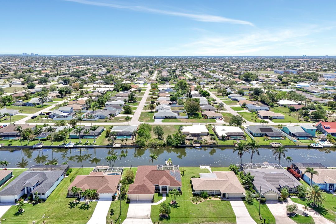 3317 SW 5th Pl, Cape Coral, FL 33914