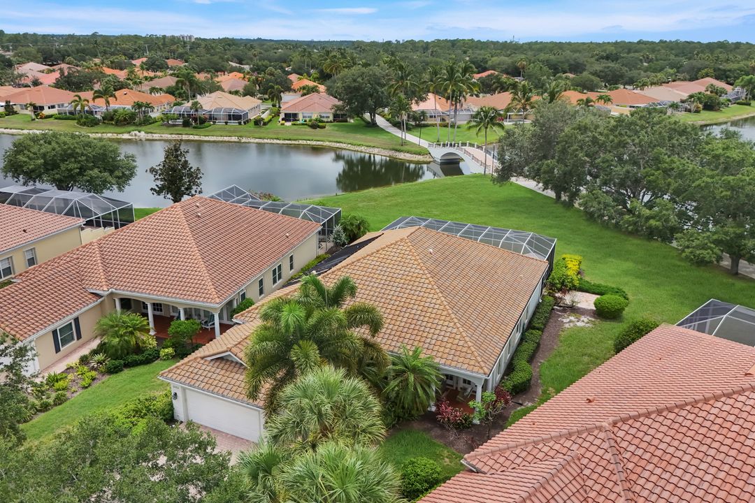 5855 Charlton Way, Naples, FL 34119