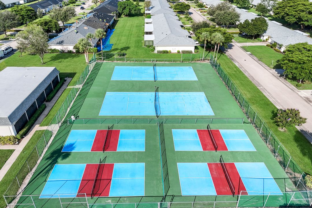 1351 Medinah Dr, Fort Myers, FL 33919