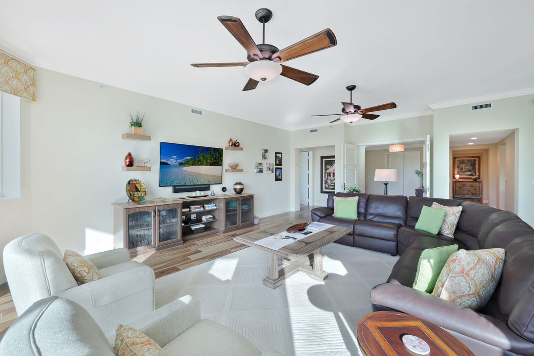 265 Indies Way #T03, Naples, FL 34110