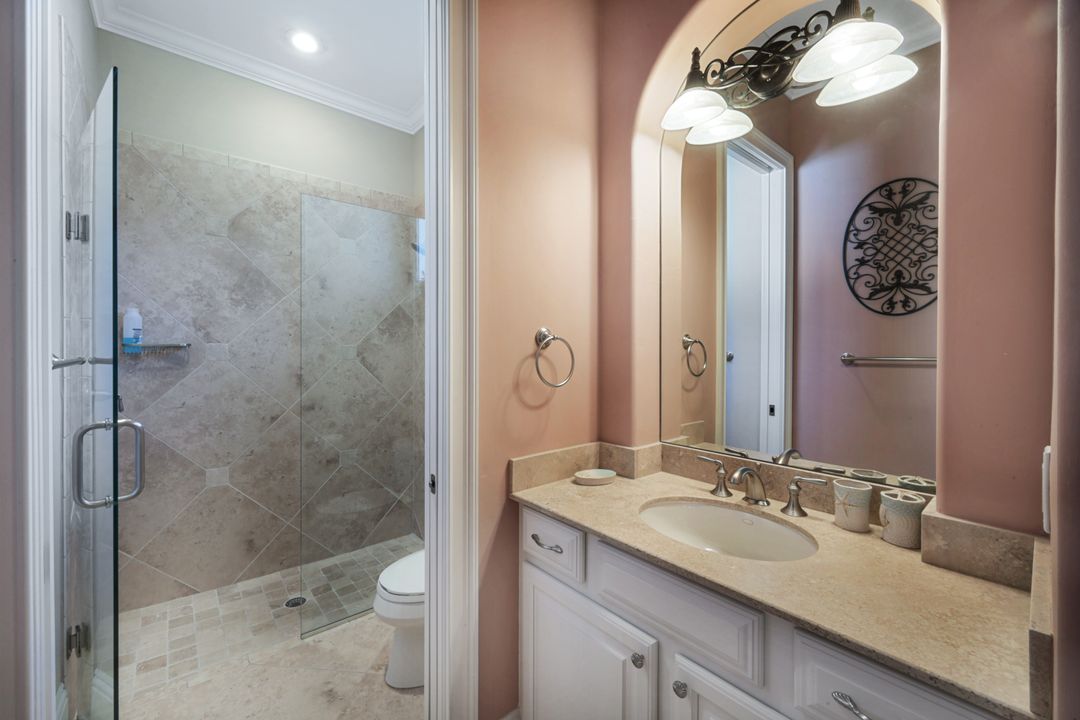 3848 Mahogany Bend Dr, Naples, FL 34114
