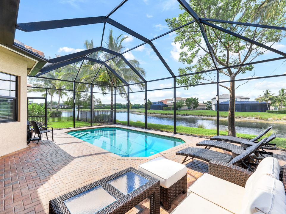 4189 Amelia Wy, Naples, FL 34119