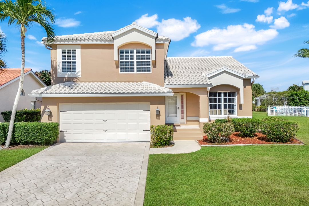 13760 Silver Lake Ct, Fort Myers, FL 33912