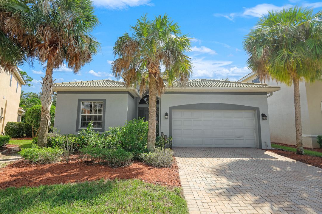 8715 Pegasus Dr, Lehigh Acres, FL 33971