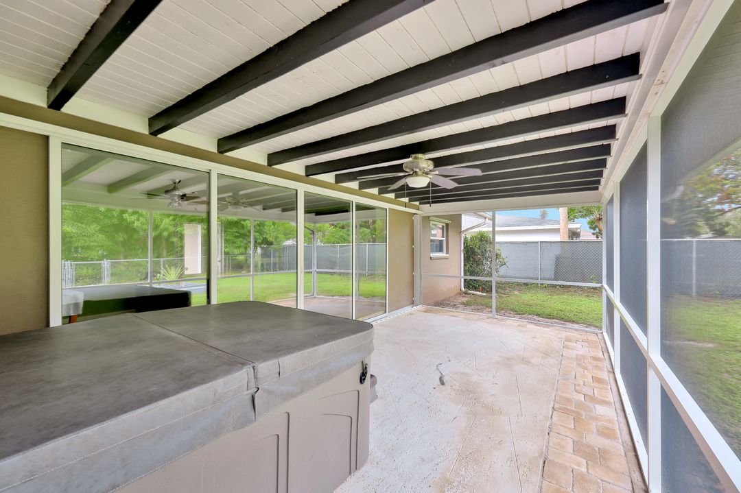 2201 41st Terrace SW, Naples, FL 34116