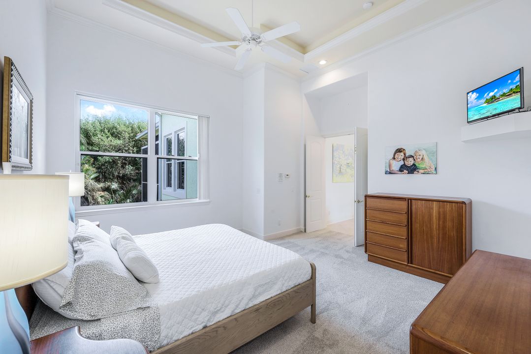 861 Hideaway Cir W, Marco Island, FL 34145